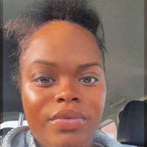 Meet your Posher, Mari